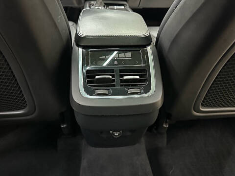2019 Volvo XC90 T5 Momentum