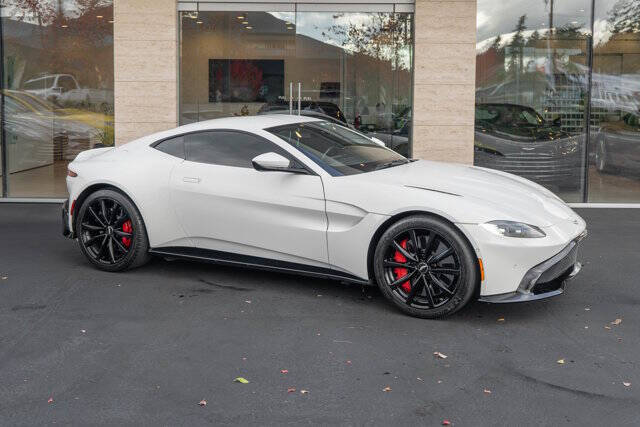 2020 Aston Martin Vantage 44