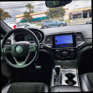 2019 Jeep Grand Cherokee Altitude