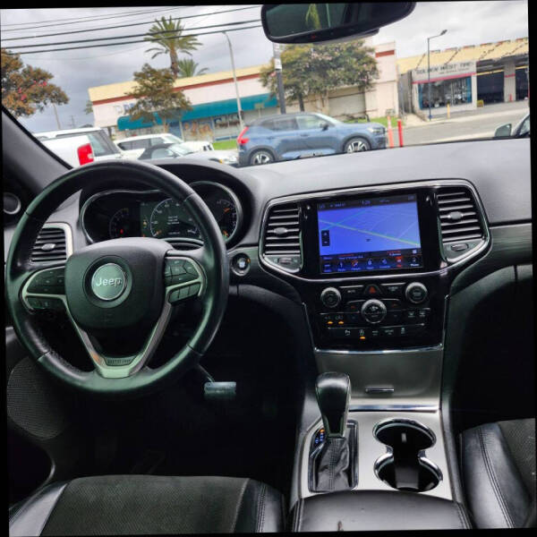 2019 Jeep Grand Cherokee Altitude