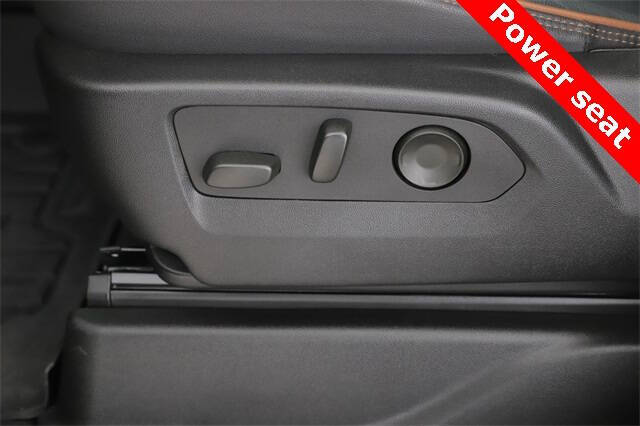 2025 GMC Yukon XL AT4