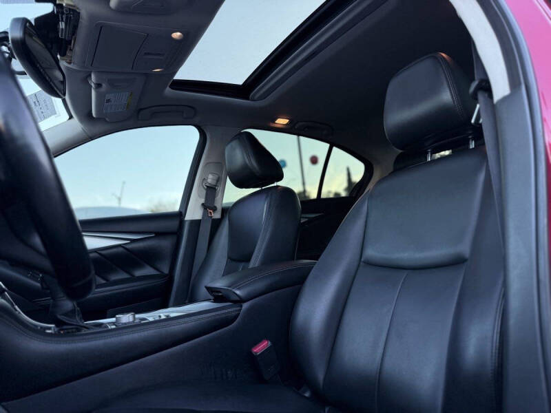 2021 Infiniti Q50 Luxe