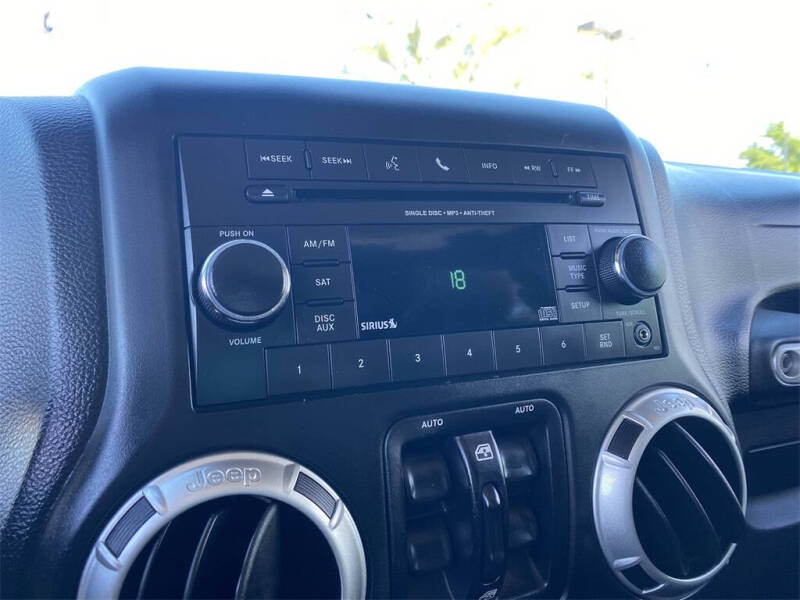 2014 Jeep Wrangler Unlimited Freedom Edition