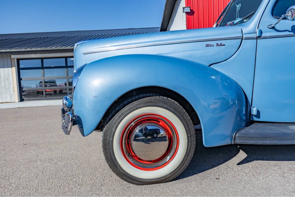 1940 Ford DELUXE V8 63