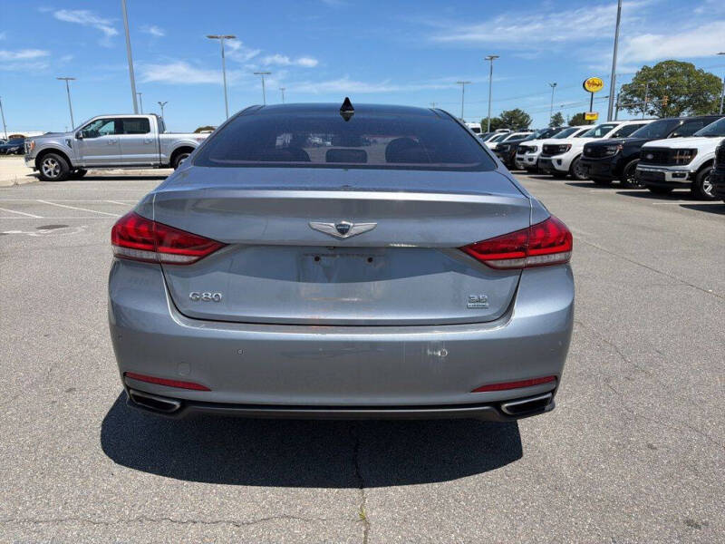 2017 Genesis G80