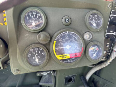 2004 AM General M1123