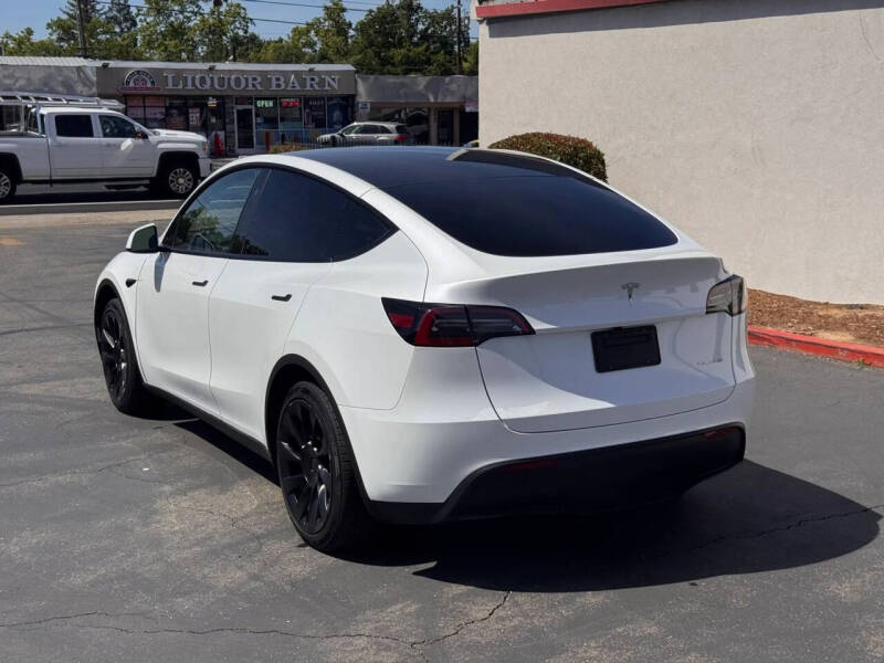 2024 Tesla Model Y Long Range