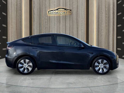 2024 Tesla Model Y Long Range