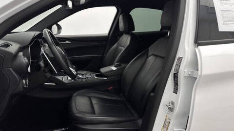 2023 Alfa Romeo Stelvio Sprint