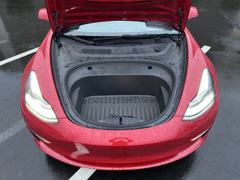 2023 Tesla Model 3 Performance