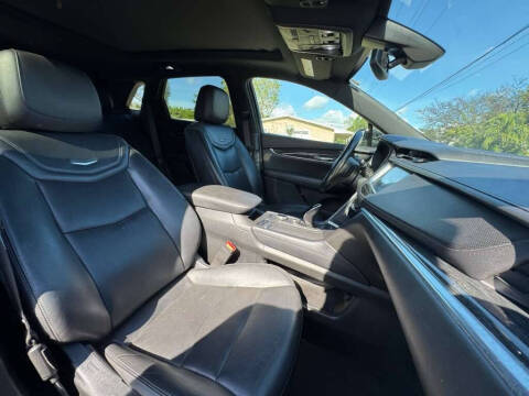 2020 Cadillac XT5 Premium Luxury