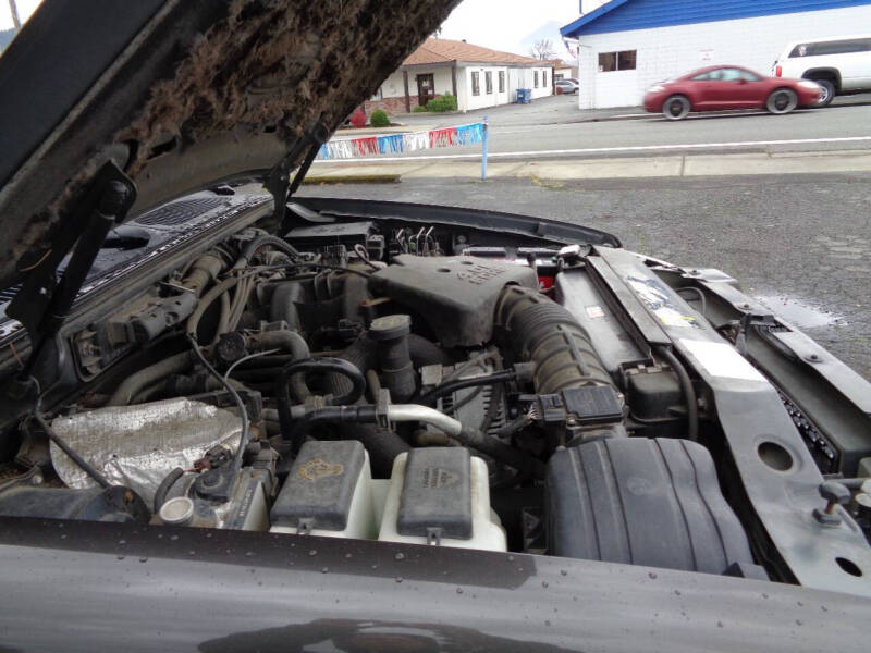 2005 Ford Explorer Sport Trac Adrenalin