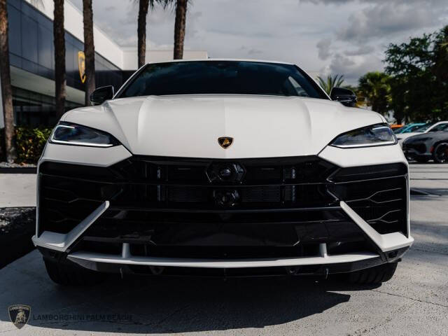 2025 Lamborghini Urus SE