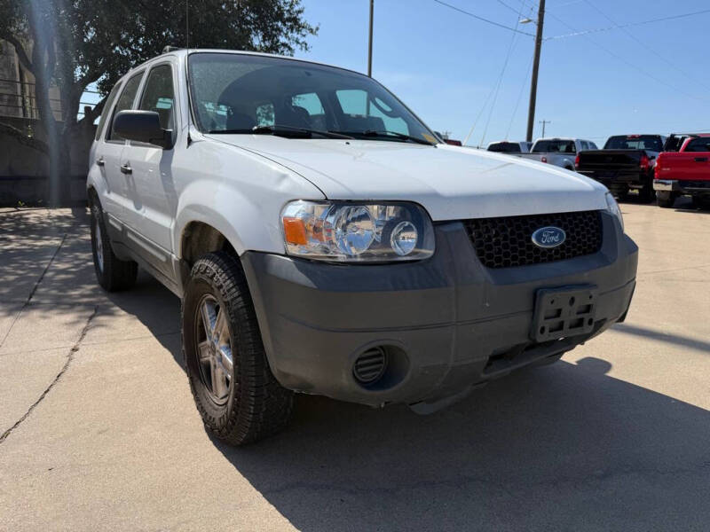 2005 Ford Escape XLS