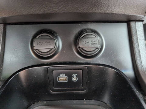 2017 Hyundai Santa Fe SE