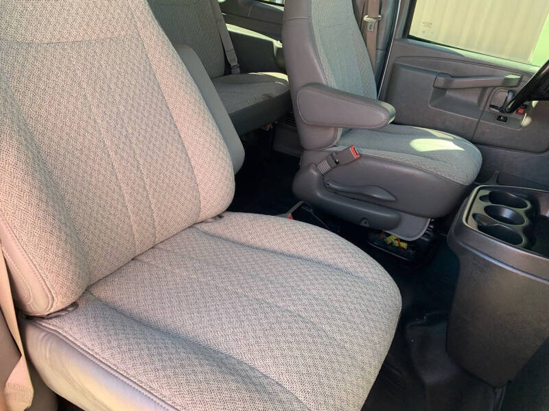 2020 Chevrolet Express LS 2500