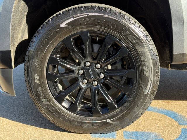 2022 GMC Canyon Elevation Standard