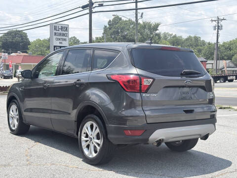 2019 Ford Escape SE