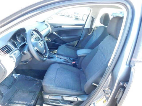 2017 Volkswagen Passat 1.8T S