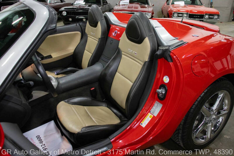 2009 Saturn SKY Red Line