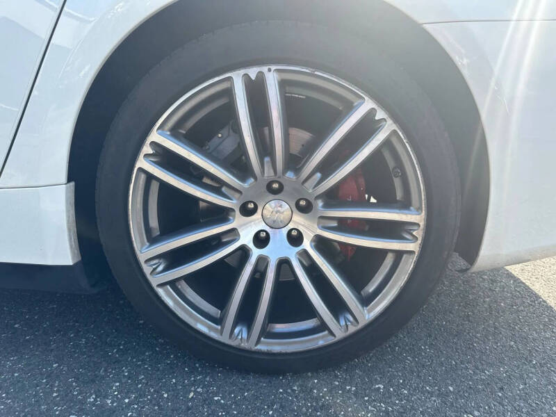 2017 Maserati Quattroporte S