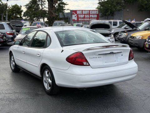 2003 Ford Taurus SES