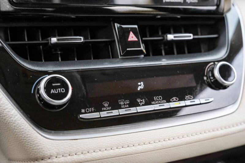 2020 Toyota Corolla XLE