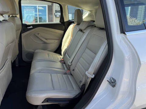 2017 Ford C-MAX Energi Titanium