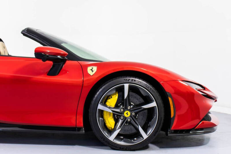 2025 Ferrari SF90 Spider