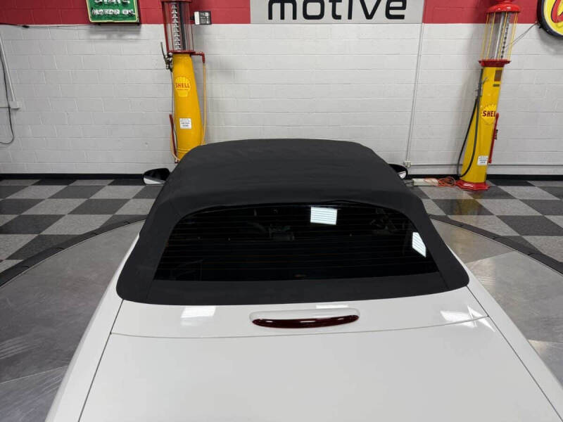 2003 Ford Thunderbird