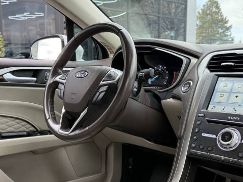 2017 Ford Fusion Platinum