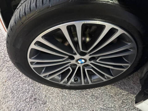 2019 BMW 5 Series 530i