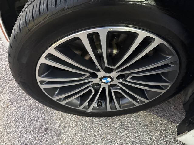 2019 BMW 5 Series 530i