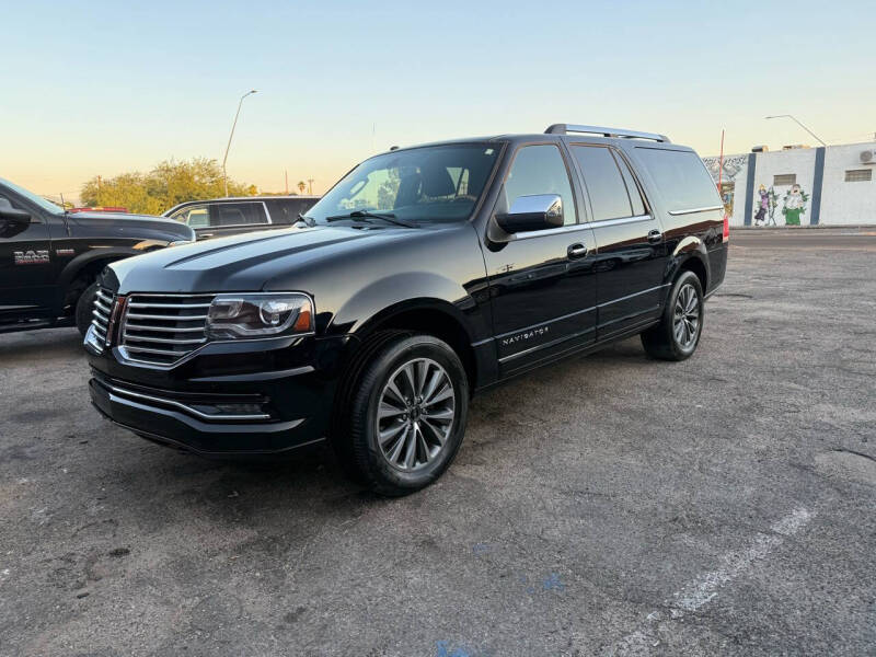 2016 Lincoln Navigator Select photo 49