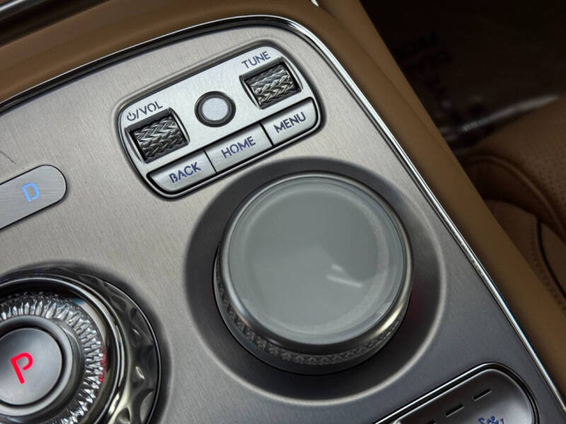 2024 Genesis G90 3.5T e-Supercharger