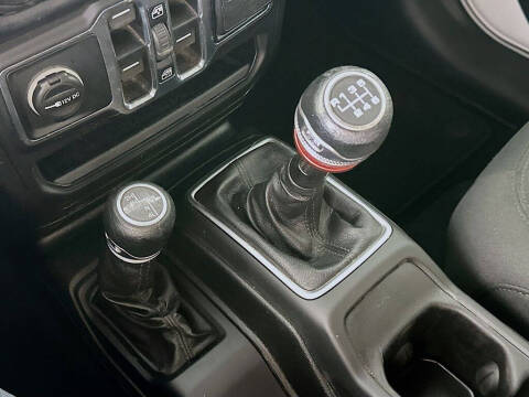 2020 Jeep Gladiator Sport