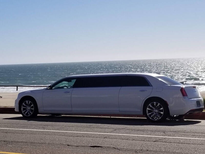 2022 Chrysler 300 for sale at American Limousine Sales in Lynwood CA
