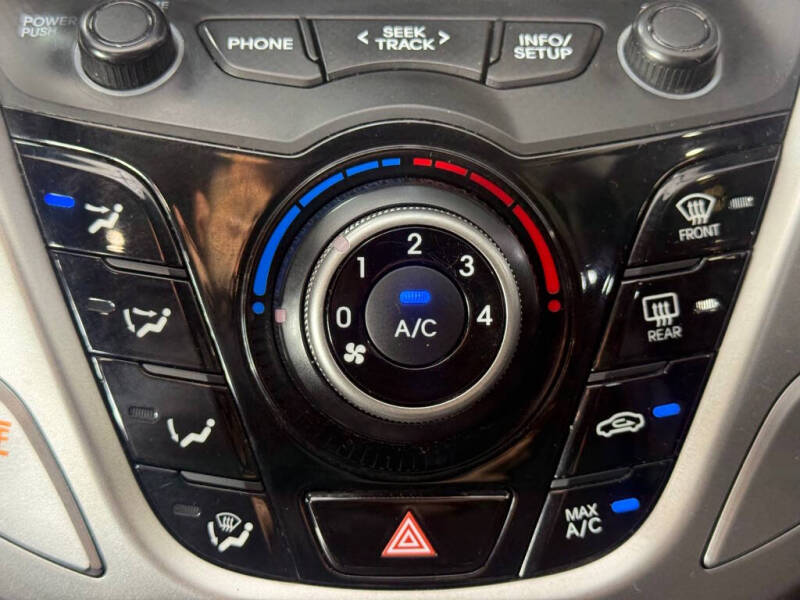 2012 Hyundai Veloster