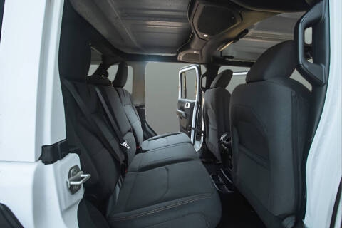 2024 Jeep Wrangler Sahara 4xe