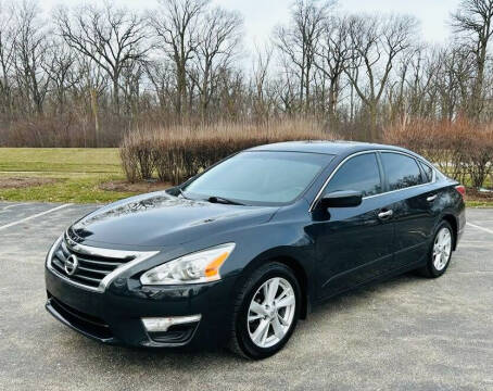 2014 Nissan Altima for sale at Del Sol Auto Mart in Des Plaines IL