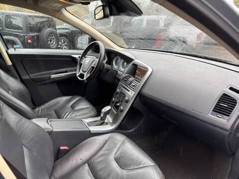 2013 Volvo XC60 T6 Premier Plus