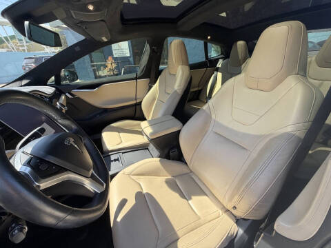 2016 Tesla Model S P90D