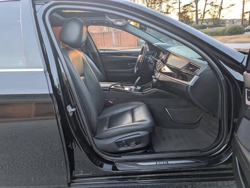 2015 BMW 5 Series 528i