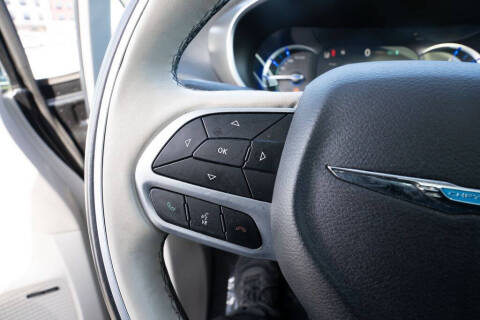 2018 Chrysler Pacifica Hybrid Limited