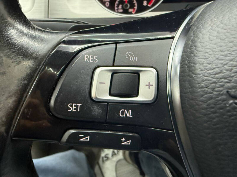 2017 Volkswagen Golf