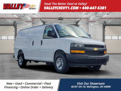 2025 Chevrolet Express 2500