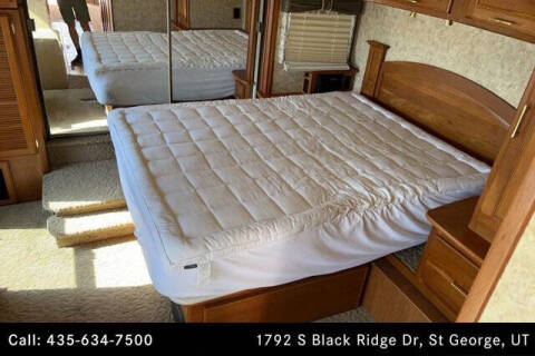 2005 Freightliner XC Chassis