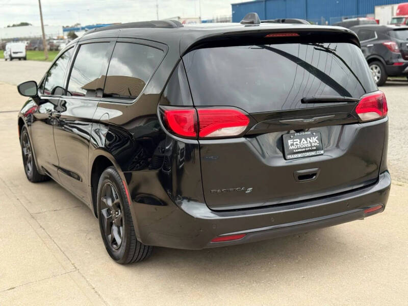 2019 Chrysler Pacifica Touring L Plus
