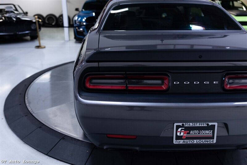 2015 Dodge Challenger SRT Hellcat