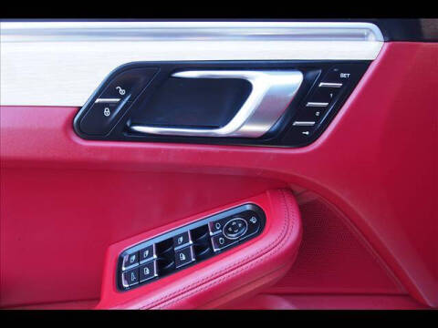 2018 Porsche Macan S